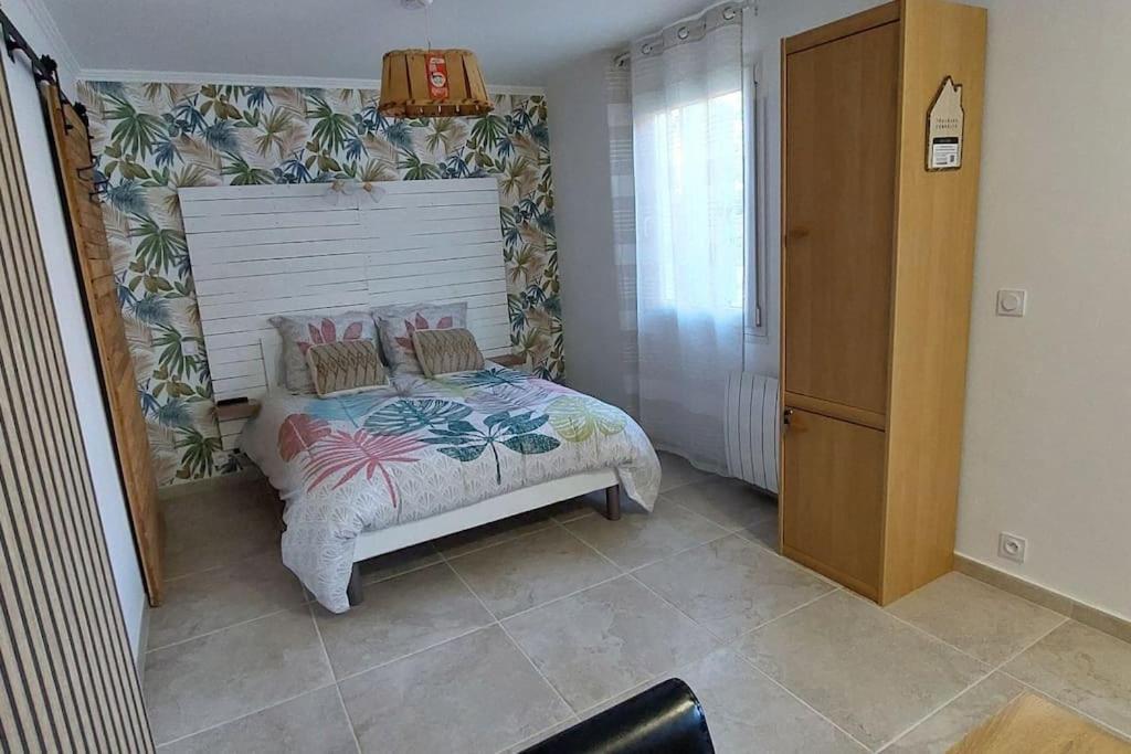 Gite De L'Olivier, Classe, Climatise, Jardin Avec Parking Gratuit Devant Le Logement Et A 5 Minutes Du Centre-Ville A Pied L'Isle-sur-la-Sorgue Exterior photo
