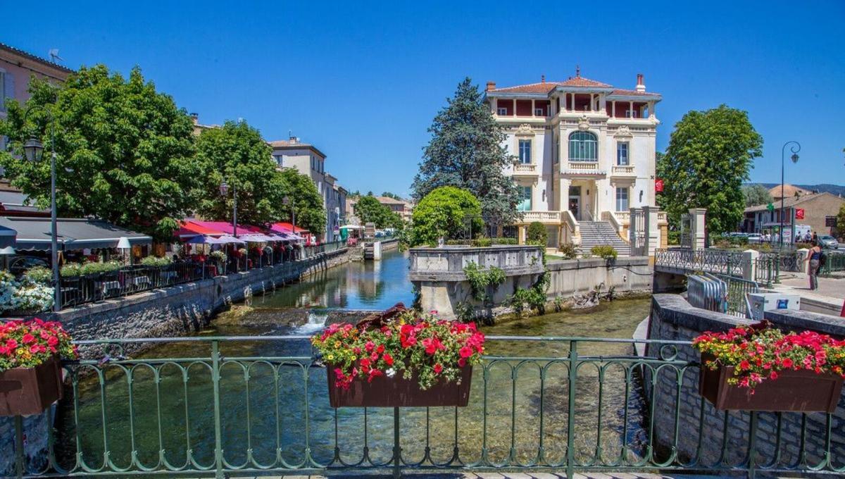 Gite De L'Olivier, Classe, Climatise, Jardin Avec Parking Gratuit Devant Le Logement Et A 5 Minutes Du Centre-Ville A Pied L'Isle-sur-la-Sorgue Exterior photo